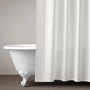 Restoration Hardware ITALIAN WHITE SATIN STITCH SHOWER CURTAIN Excellent Conditi